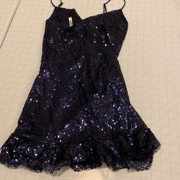Dark blue sequined mini-dress with ruffles on the skirt - Picture 2 of 2